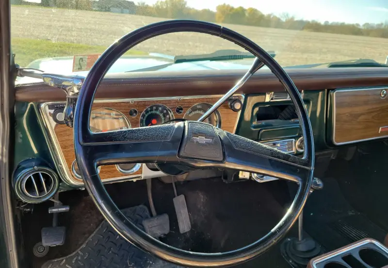 1972 Chevrolet C20 Super Custom Camper photo 29