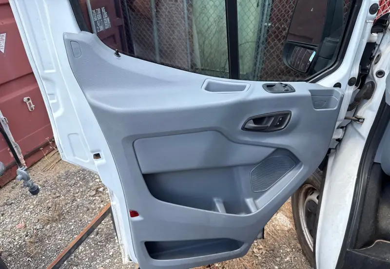 2018 Ford Transit 350 photo 12