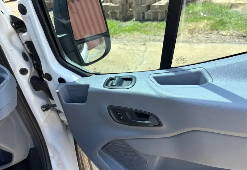 2018 Ford Transit 350 photo 29