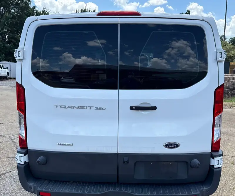 2018 Ford Transit 350 photo 6