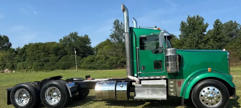 2022 Kenworth W900 photo 4