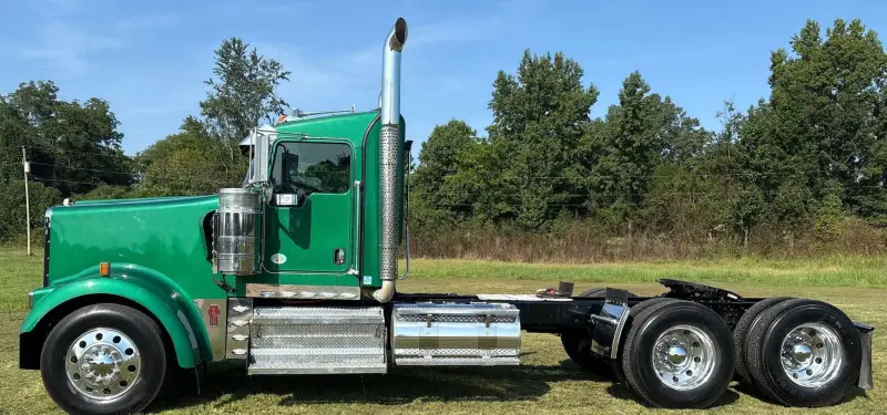 2022 Kenworth W900 photo 7