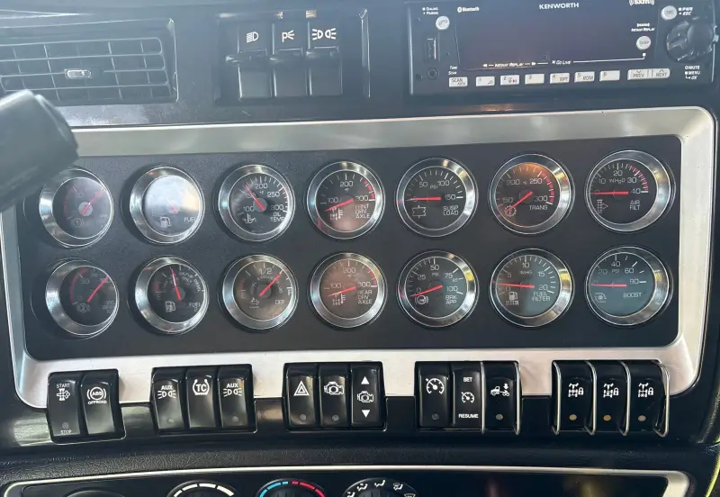 2022 Kenworth W900 photo 45