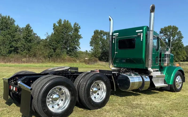 2022 Kenworth W900 photo 5