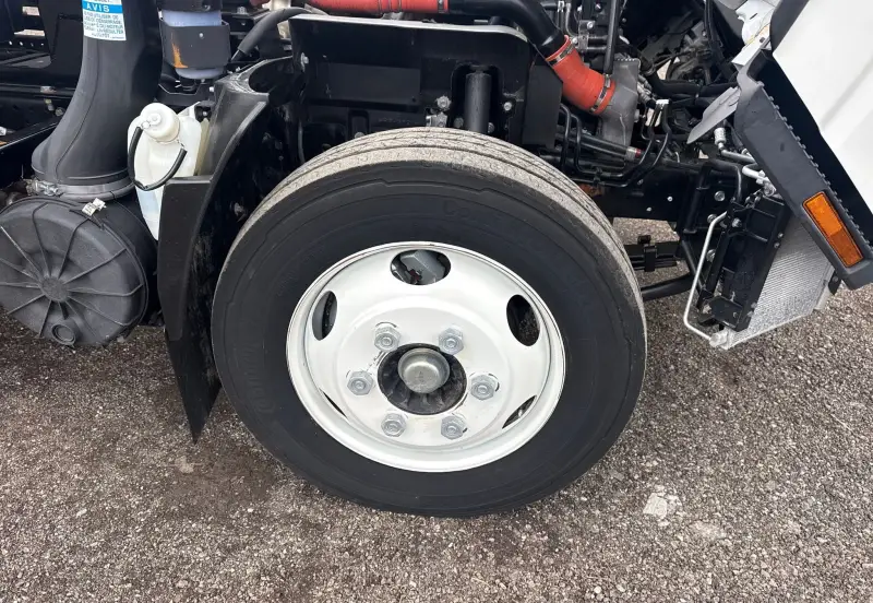 2022 Isuzu NRR photo 64