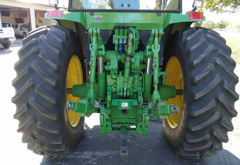 2002 John Deere 7410 photo 26