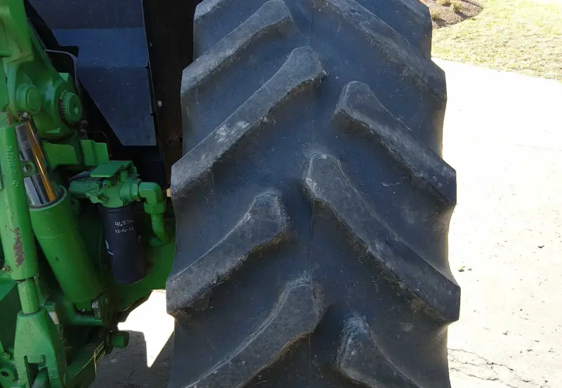 2002 John Deere 7410 photo 71