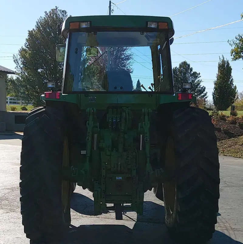 2002 John Deere 7410 photo 6