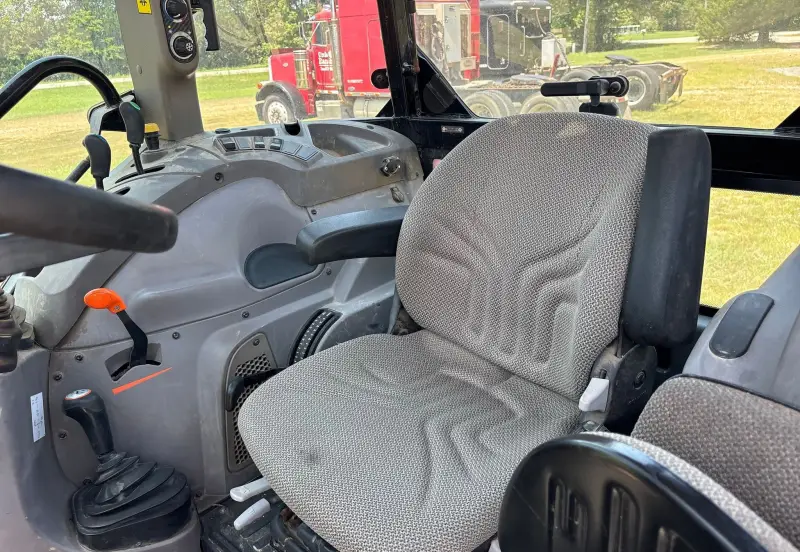 2019 Case IH Farmall 120C photo 31