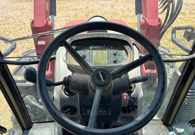2019 Case IH Farmall 120C photo 33