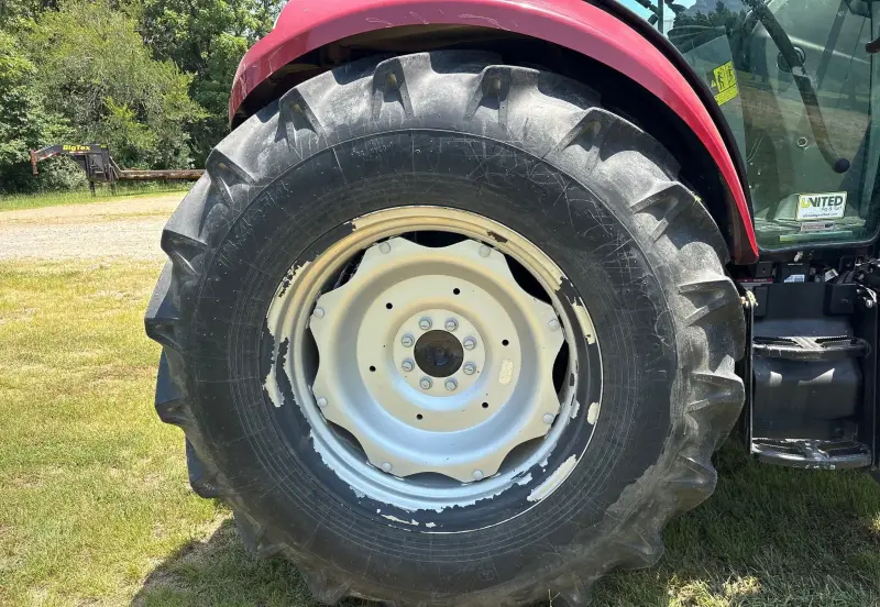 2019 Case IH Farmall 120C photo 69