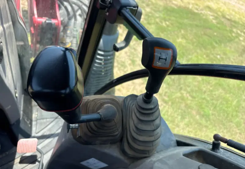 2019 Case IH Farmall 120C photo 37