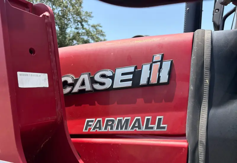 2019 Case IH Farmall 120C photo 9