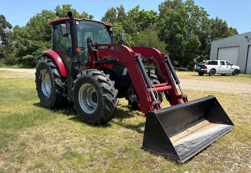 2019 Case IH Farmall 120C photo 3