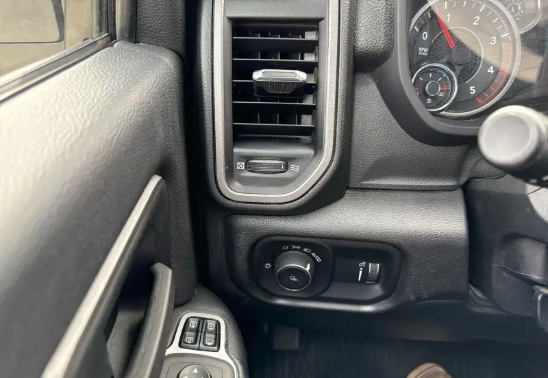 2023 Dodge Ram 3500 photo 22