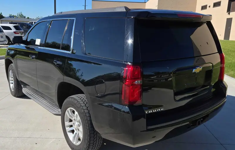 2015 Chevrolet Tahoe photo 7