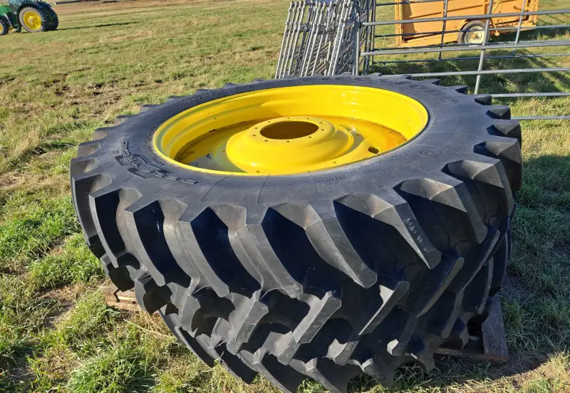 2021 John Deere 6175R photo 77