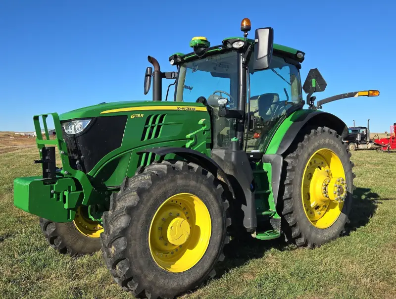 2021 John Deere 6175R photo 1