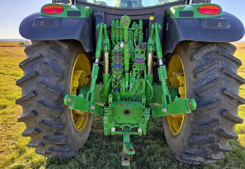 2021 John Deere 6175R photo 15