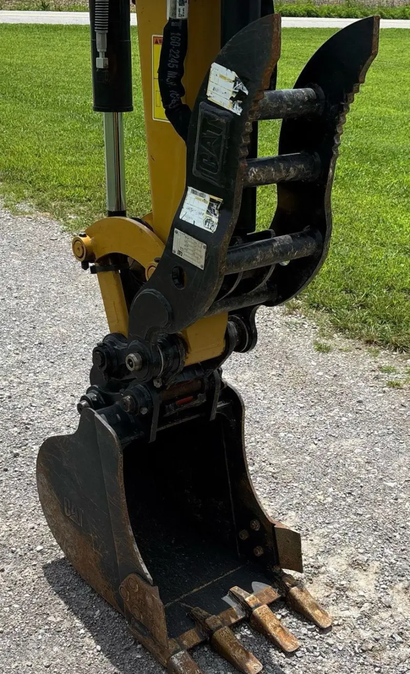 2023 Caterpillar 304 photo 12