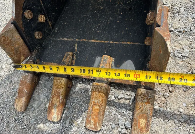2023 Caterpillar 304 photo 19
