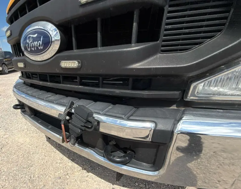 2020 Ford F350 Super Duty photo 9