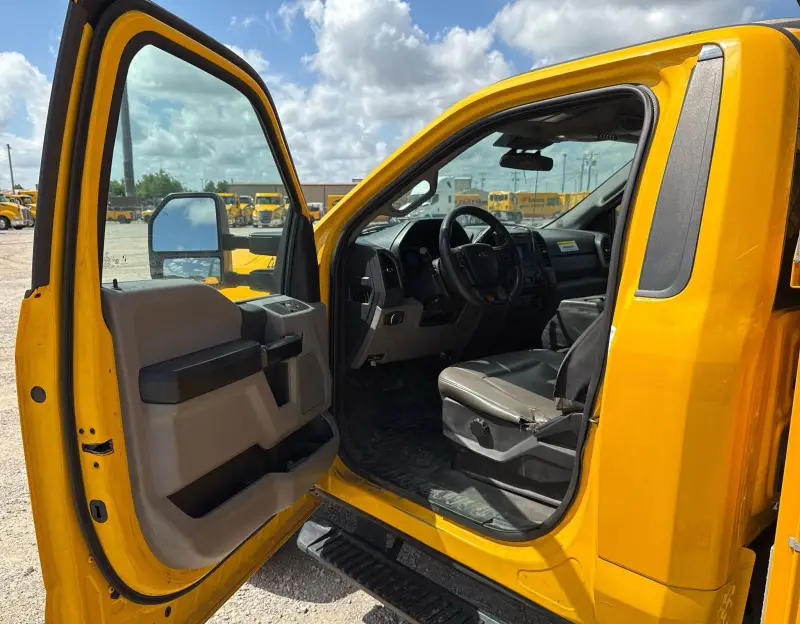2020 Ford F350 Super Duty photo 29