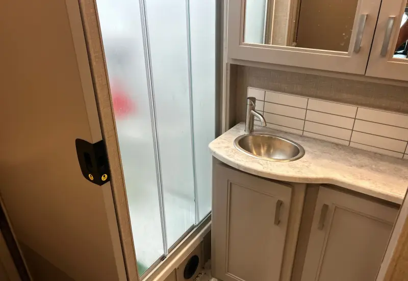 2022 Ford F600 XLT Omni Thor Motor Coach BT36 photo 109
