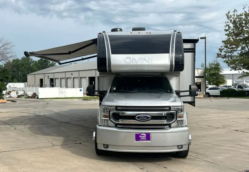 2022 Ford F600 XLT Omni Thor Motor Coach BT36 photo 10