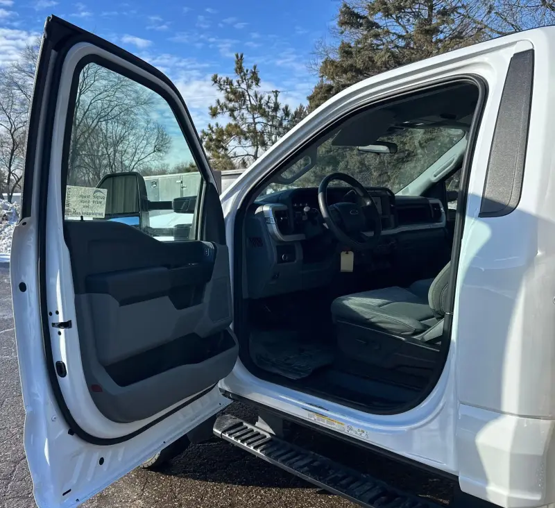 2023 Ford F600 photo 70