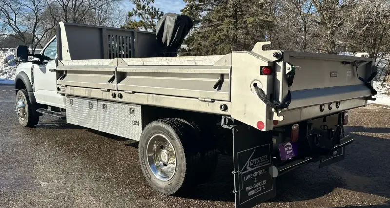 2023 Ford F600 photo 7