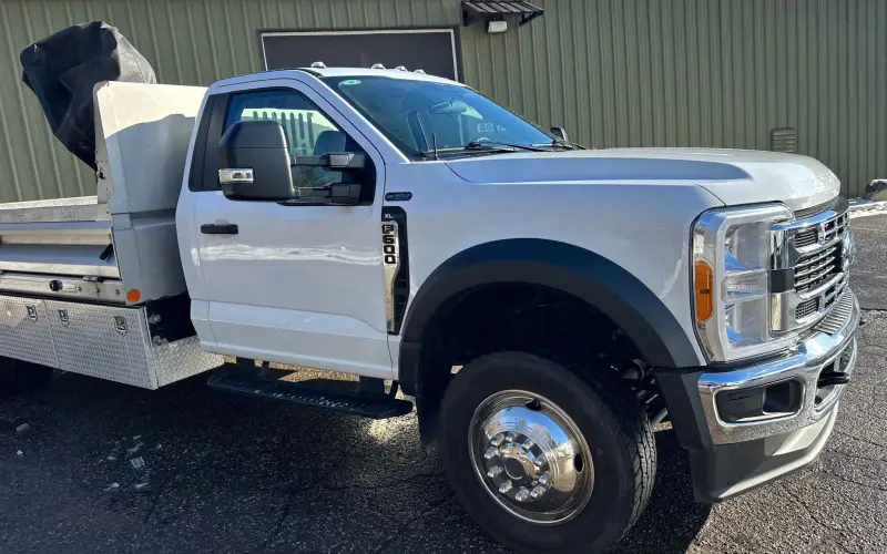2023 Ford F600 photo 25