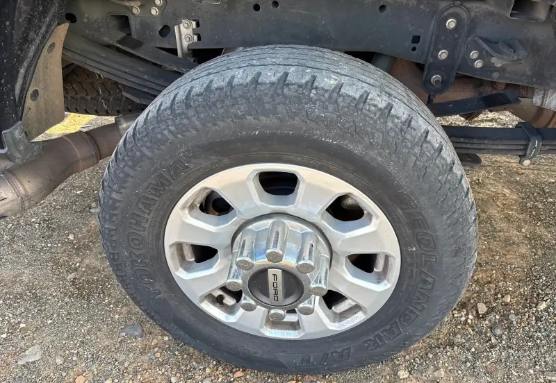 2023 Ford F350 Super Duty photo 44