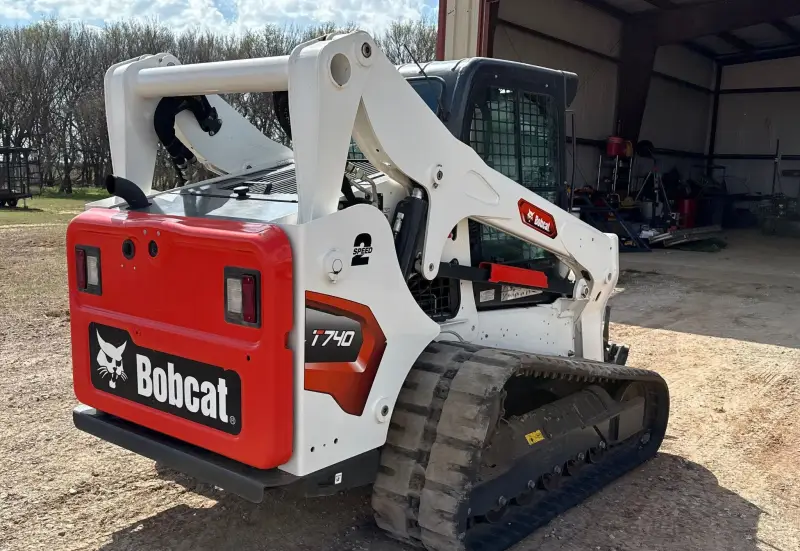 2024 Bobcat T740 photo 5