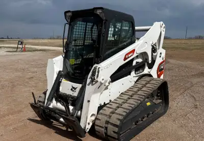 2024 Bobcat T740