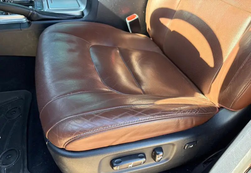 2016 Toyota Land Cruiser photo 38