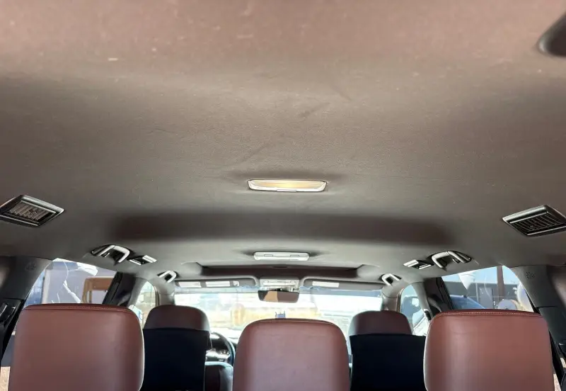 2016 Toyota Land Cruiser photo 111