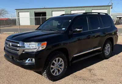 2016 Toyota Land Cruiser