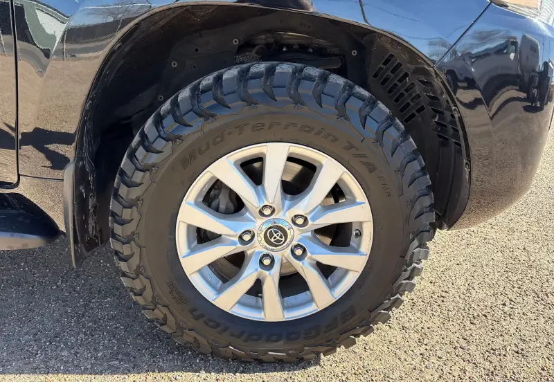 2016 Toyota Land Cruiser photo 136