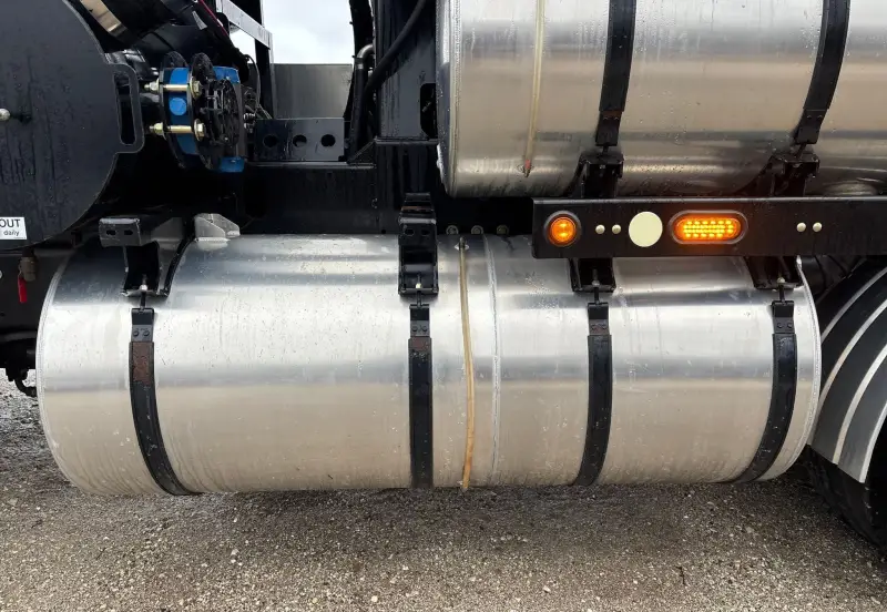 2014 Mack GU713 photo 49