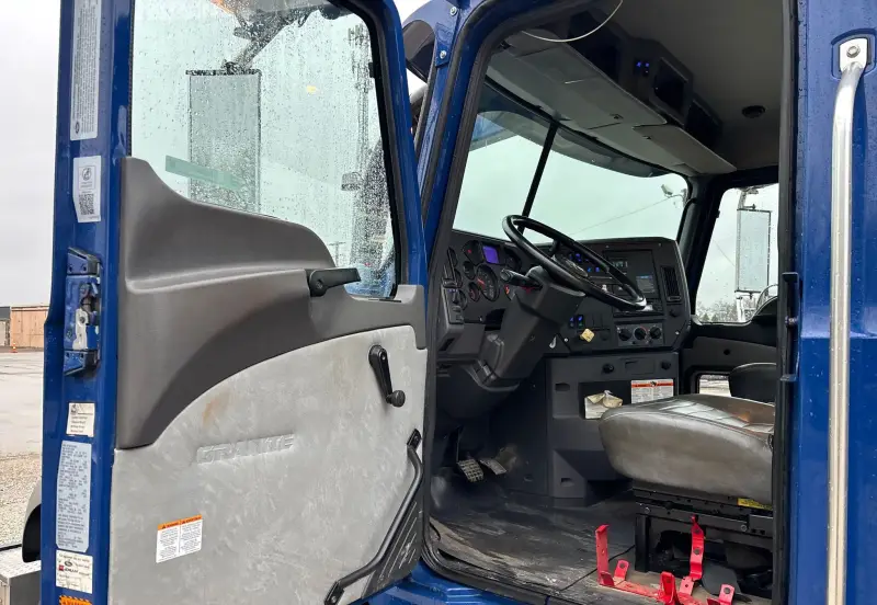 2014 Mack GU713 photo 78