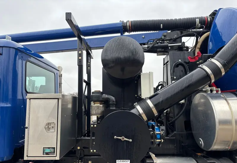 2014 Mack GU713 photo 62