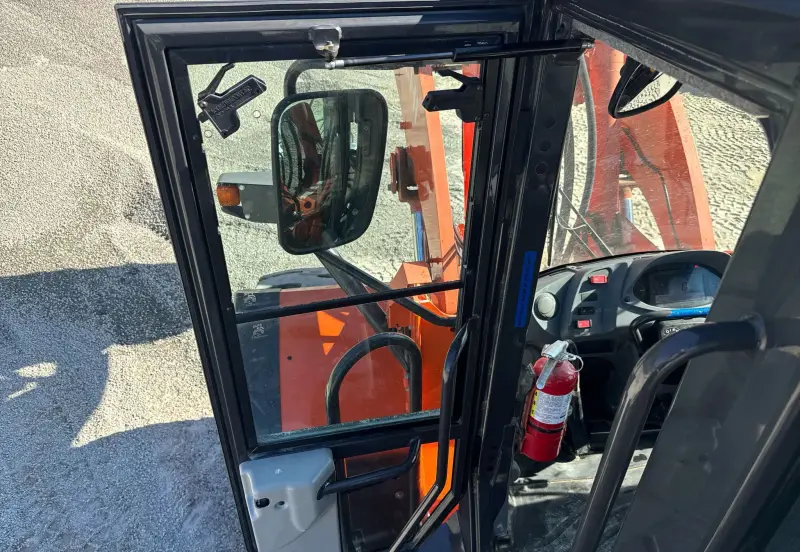 2020 Hitachi ZW370-6 photo 44