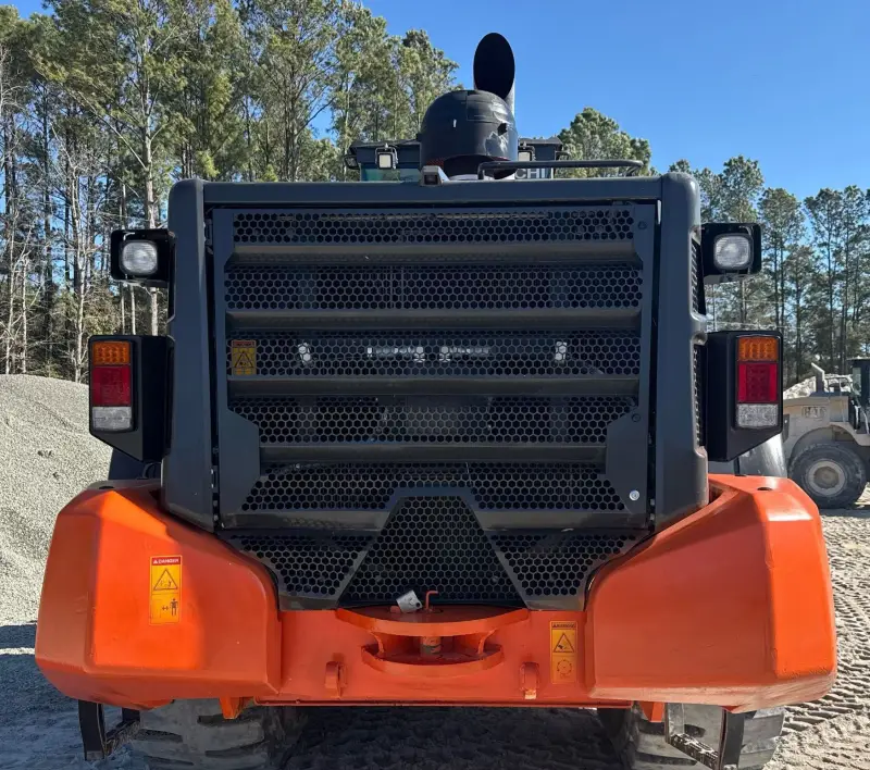 2020 Hitachi ZW370-6 photo 9