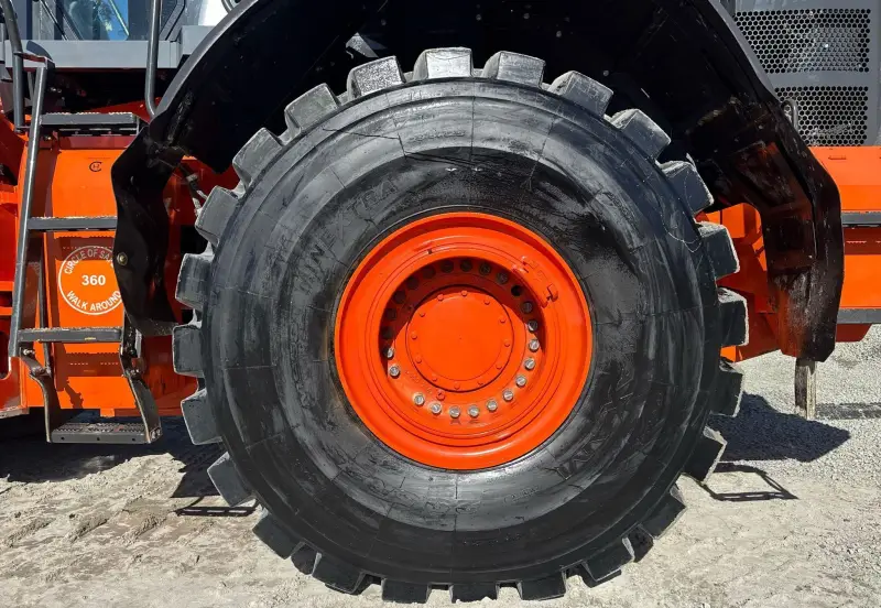 2020 Hitachi ZW370-6 photo 73