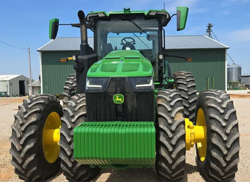 2021 John Deere 8R340 photo 2