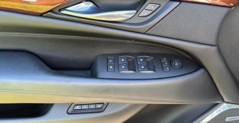 2016 Cadillac Escalade photo 42
