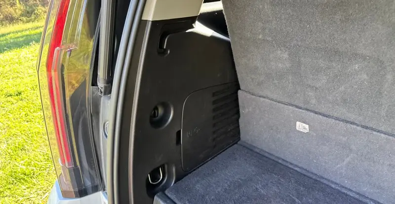 2016 Cadillac Escalade photo 91