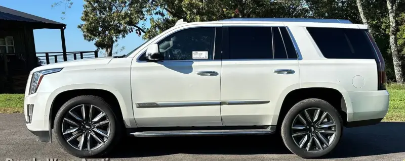 2016 Cadillac Escalade photo 8