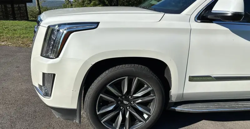 2016 Cadillac Escalade photo 16
